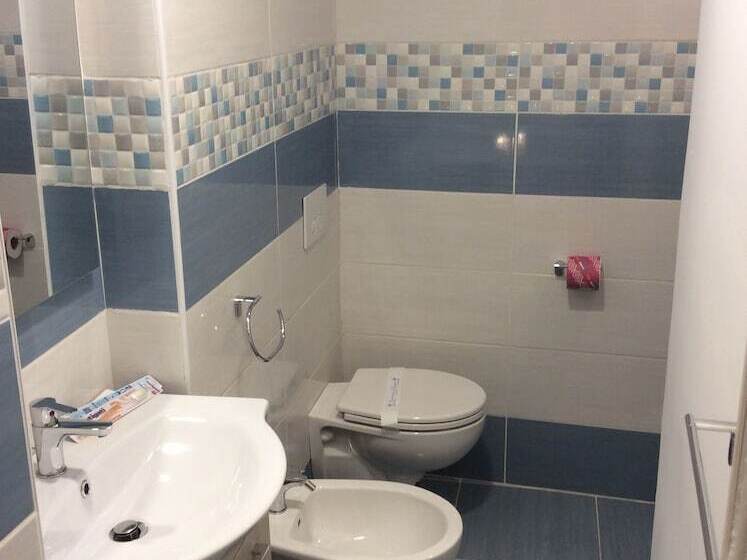 Hostal Naxos Laguna Beach