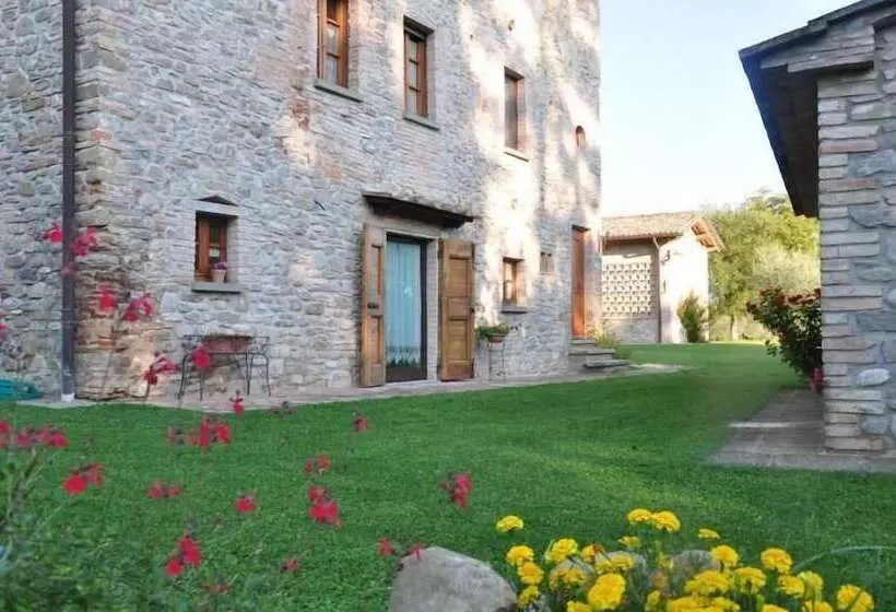 Maaseutuhotelli Ca  Matra