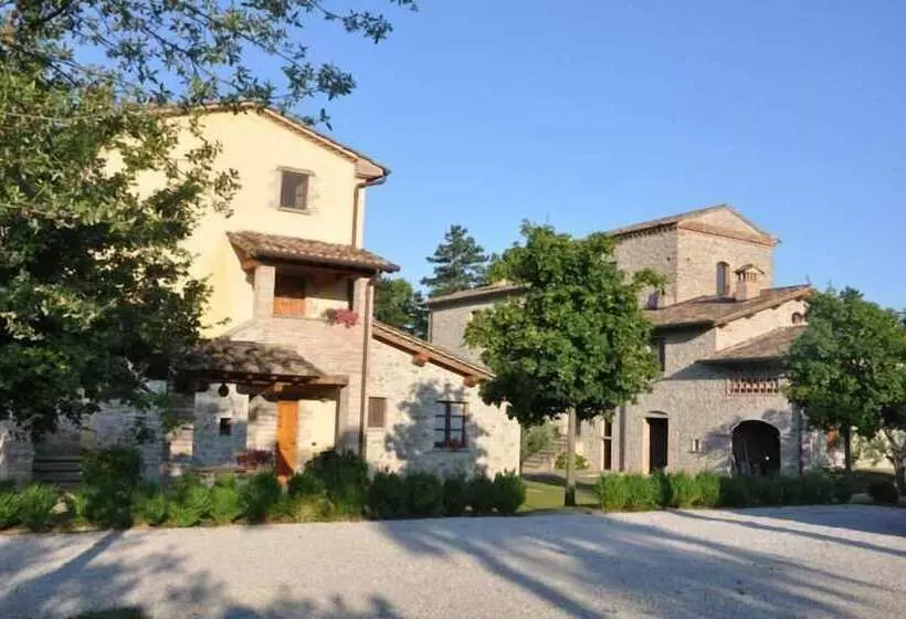 Maaseutuhotelli Ca  Matra