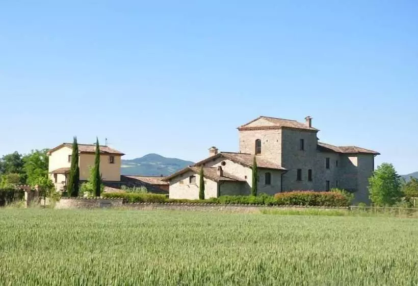 Maaseutuhotelli Ca  Matra