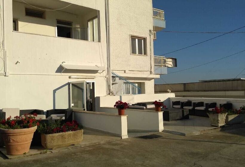 בית מלון כפרי Sara