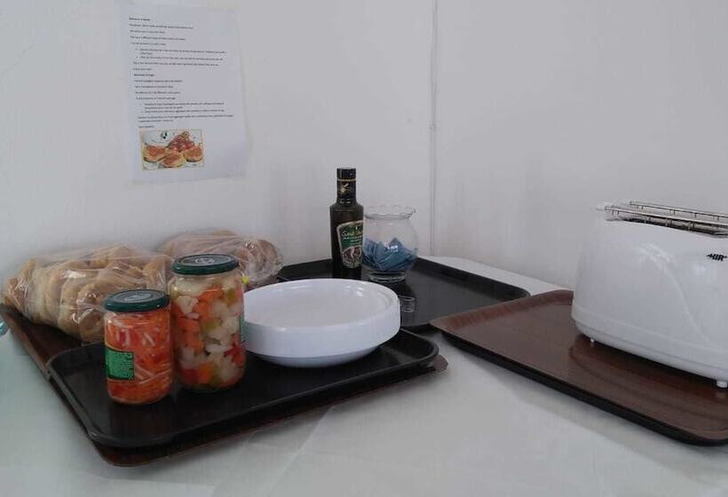 בית מלון כפרי Sara