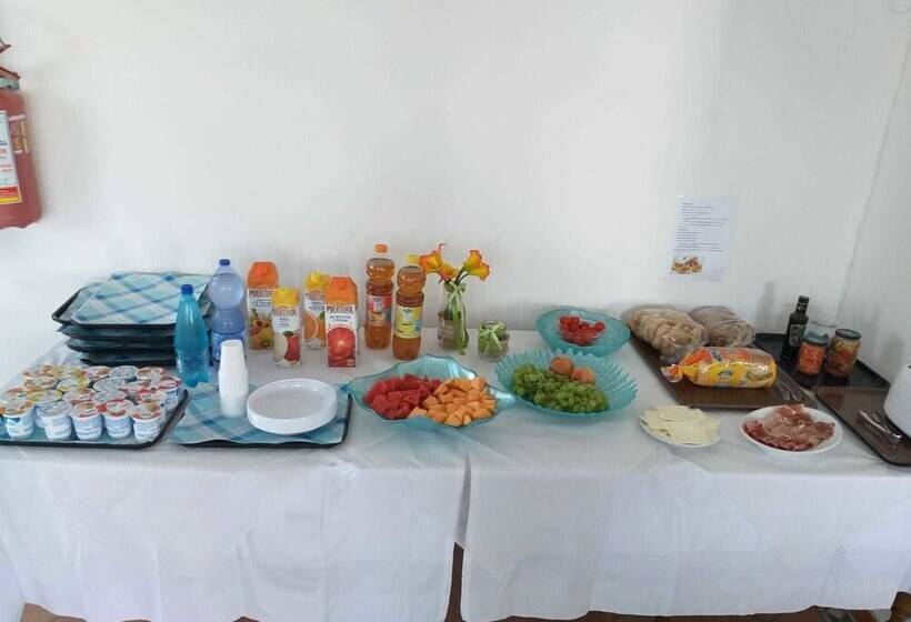 בית מלון כפרי Sara