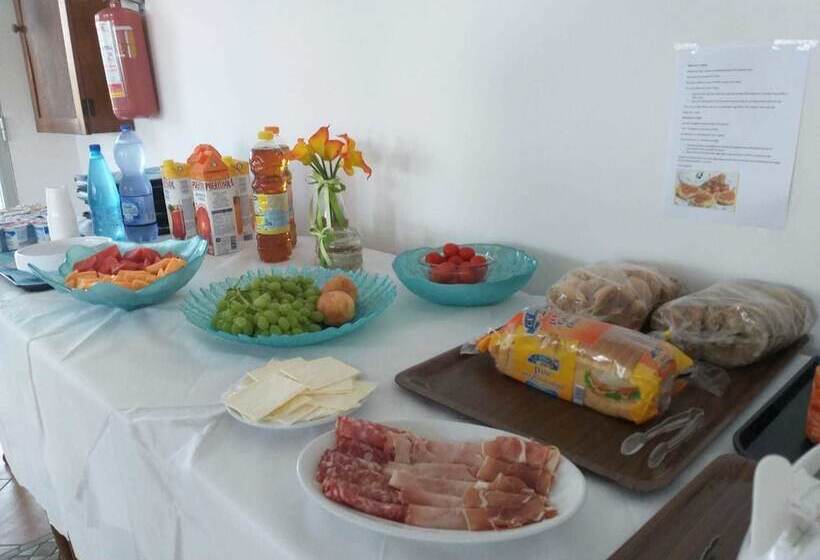 בית מלון כפרי Sara