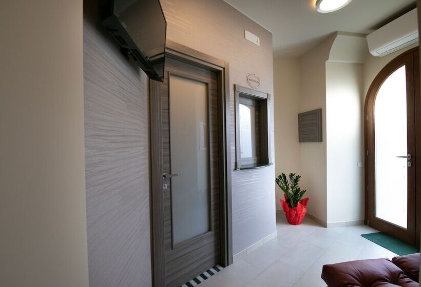 بنسيون La Madonnina