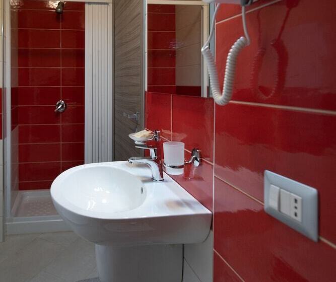 بنسيون La Madonnina