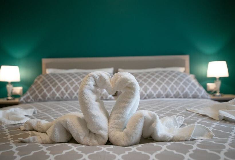 بنسيون La Madonnina