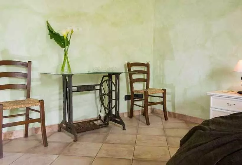 Aamiaismajoitus (B&B) Agrialpi By Salfrutta