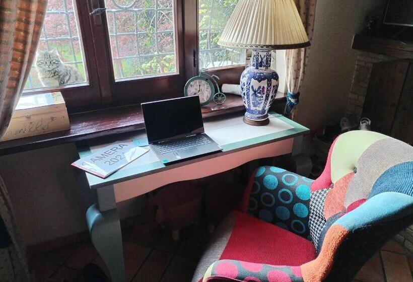 ベッドアンドブレックファースト L Agrifoglio Di Assisi Residenza Di Campagna