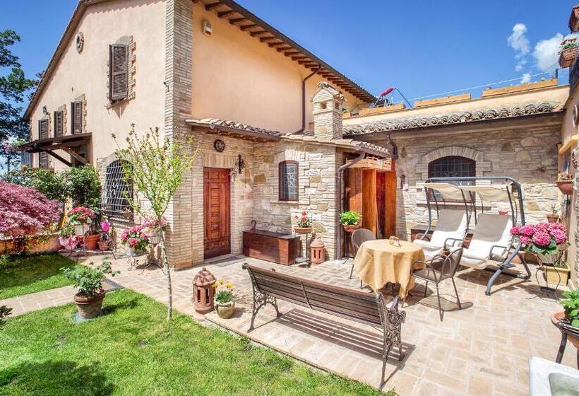 ベッドアンドブレックファースト L Agrifoglio Di Assisi Residenza Di Campagna