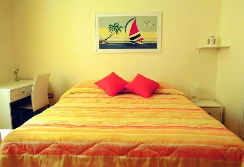 تختخواب و صبحانه Sole E Mare