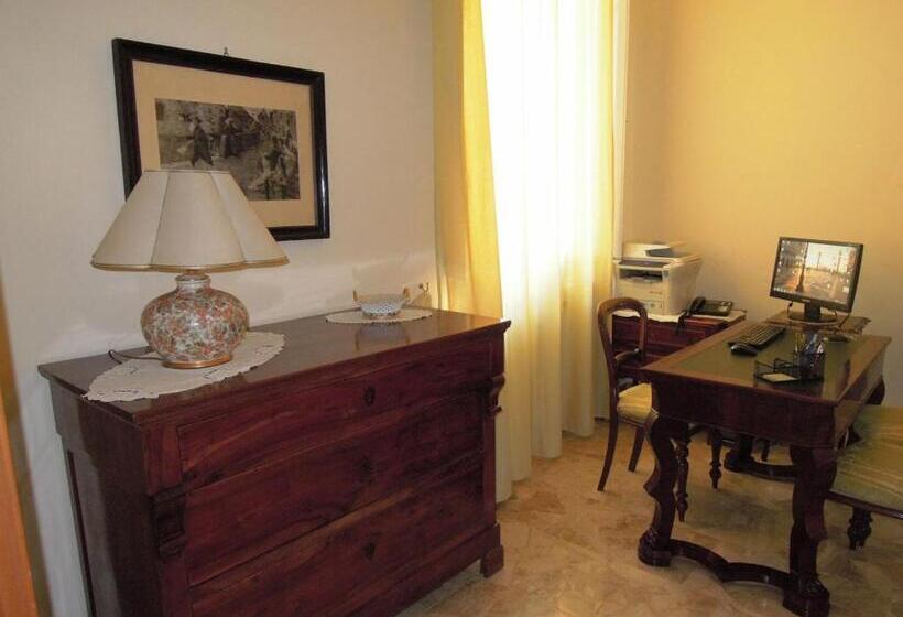 تختخواب و صبحانه Sole E Mare