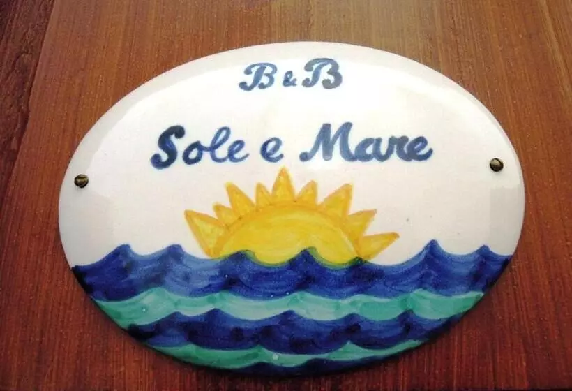 تختخواب و صبحانه Sole E Mare