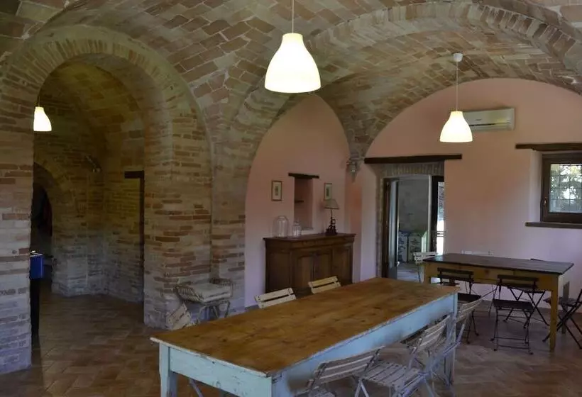 هتل روستایی Agriturismo Forestale Luti