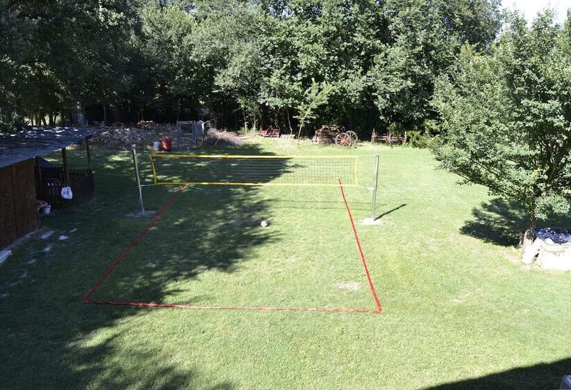 فندق ريفى Agriturismo Forestale Luti