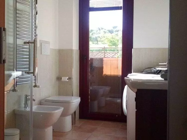 هتل روستایی Agriturismo Forestale Luti