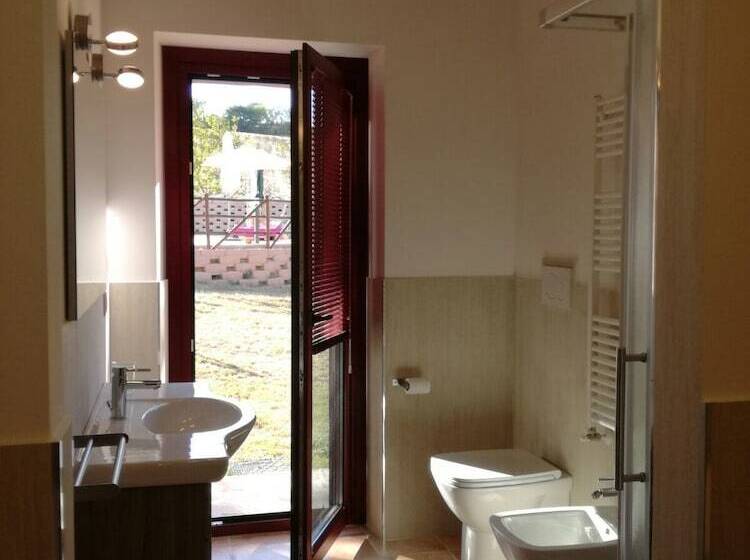 فندق ريفى Agriturismo Forestale Luti