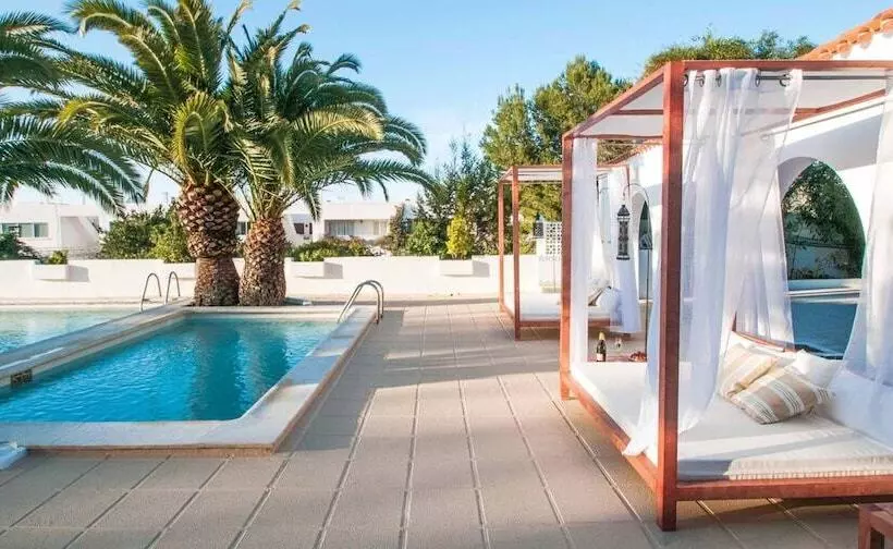 Apartamentos Sunset Oasis Ibiza Only Adults