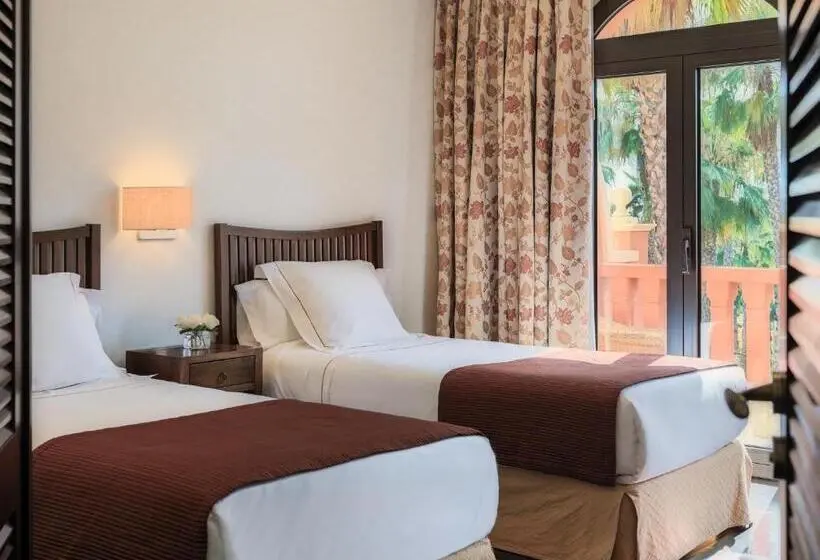 هتل 1881 Tenerife Madrigueras Golf