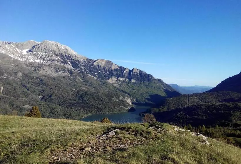 Отель Abadia Del Pirineo