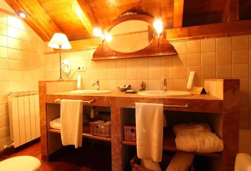 Отель Abadia Del Pirineo
