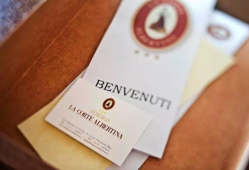 Отель Albergo La Corte Albertina