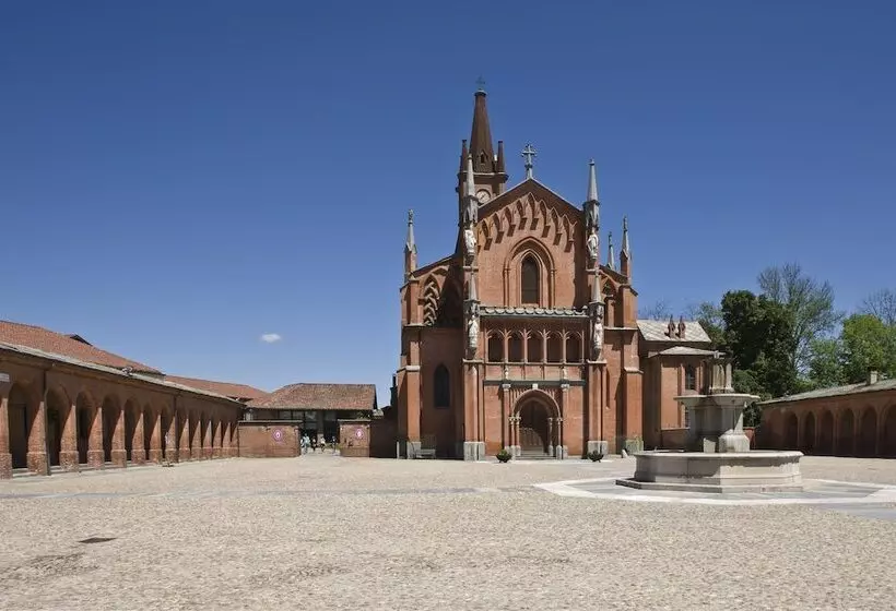 Отель Albergo La Corte Albertina