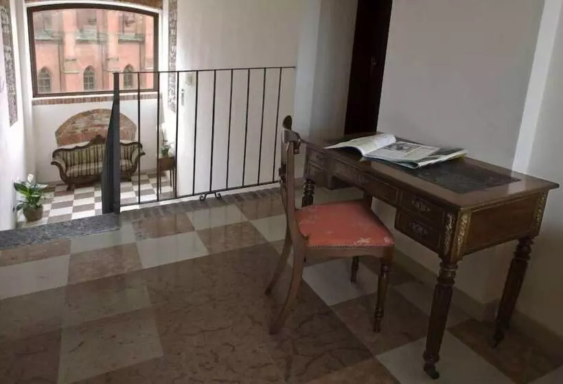 Отель Albergo La Corte Albertina