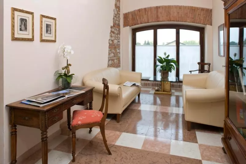 Отель Albergo La Corte Albertina