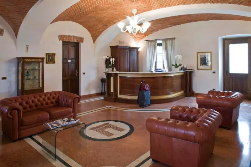 Отель Albergo La Corte Albertina