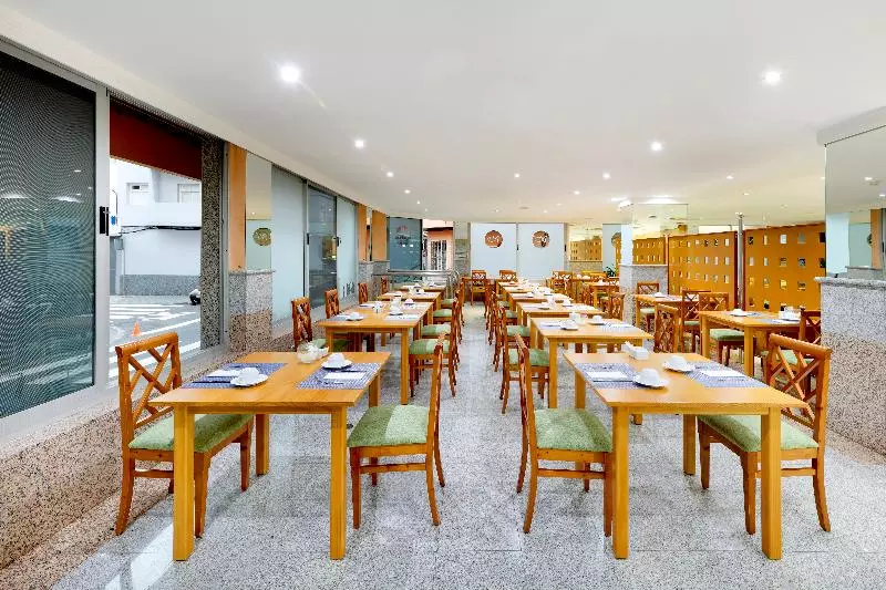 Hotell Crisol Alisios Canteras