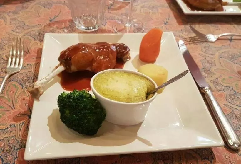 ホテル Hôtel Restaurant Le Schlossberg