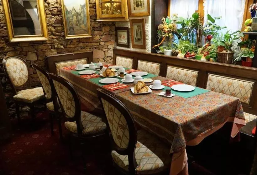 ホテル Hôtel Restaurant Le Schlossberg