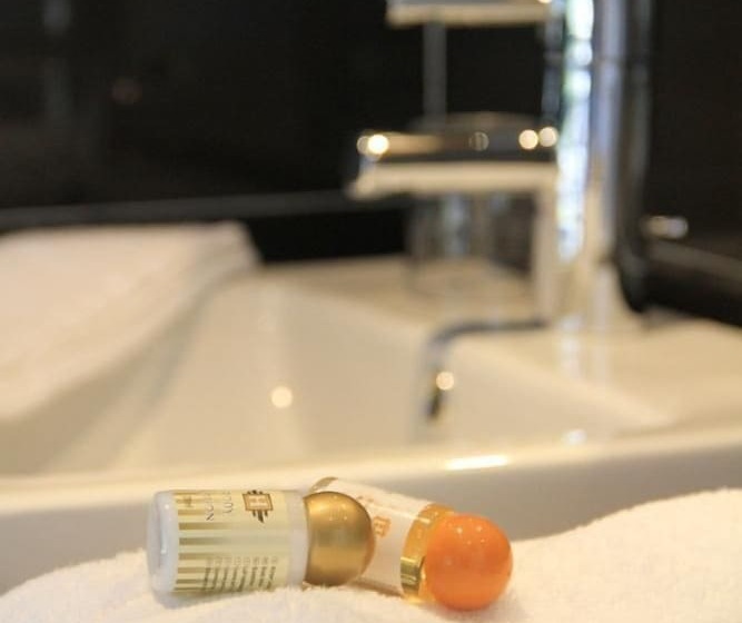 酒店 Hôtel Ostrea & Sa Villa