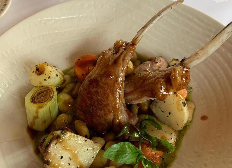 בית מלון כפרי Le Tillau