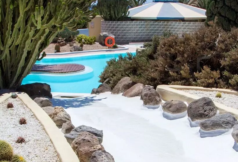 בית מלון כפרי Livvo Risco Del Gato Suites