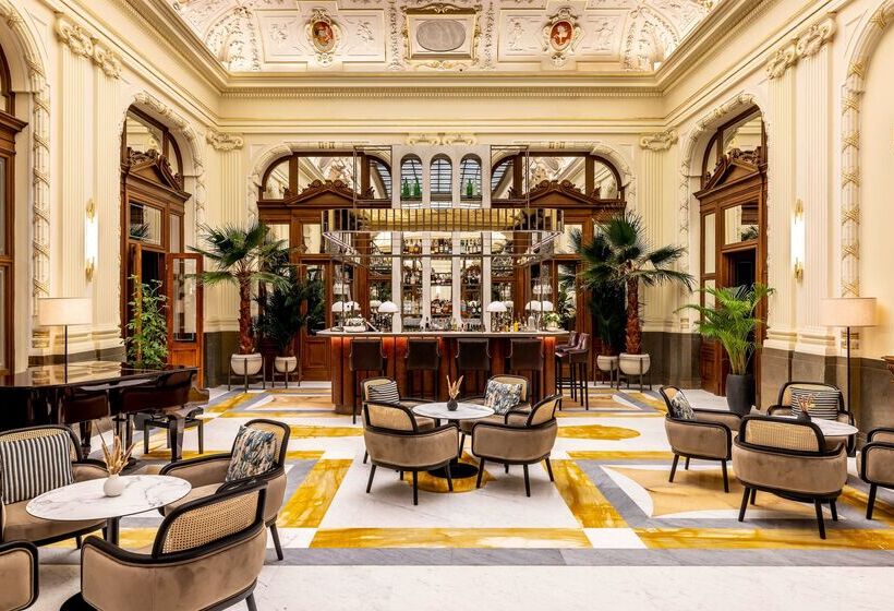 هتل NH Collection Prague Carlo Iv