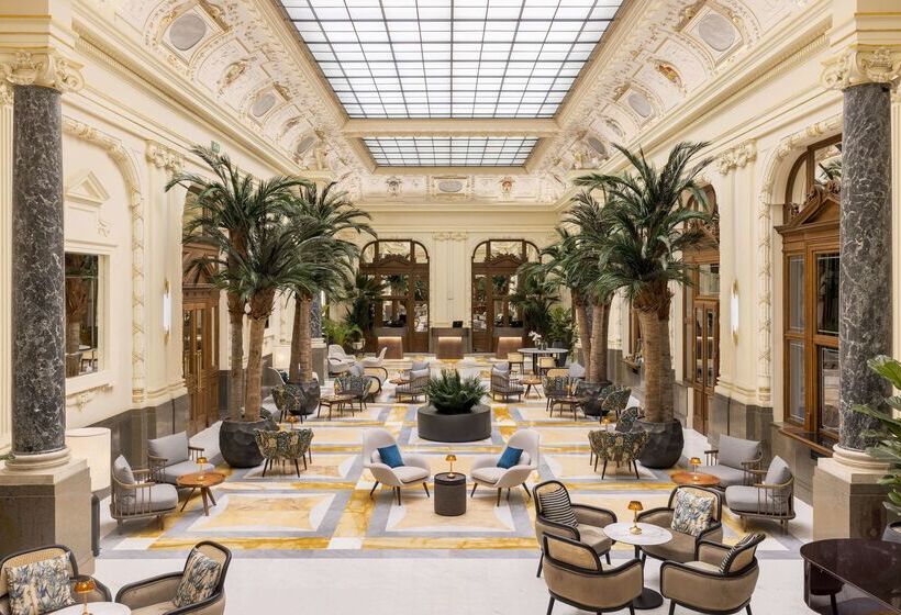 هتل NH Collection Prague Carlo Iv