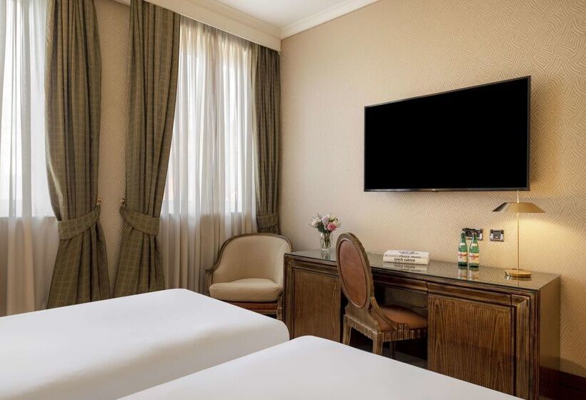 هتل NH Collection Prague Carlo Iv