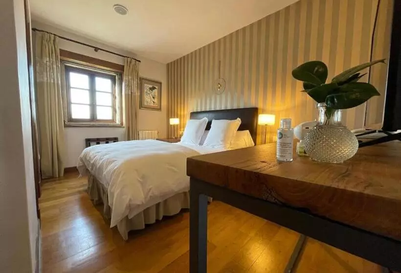 Сельский отель Rectoral De Cines