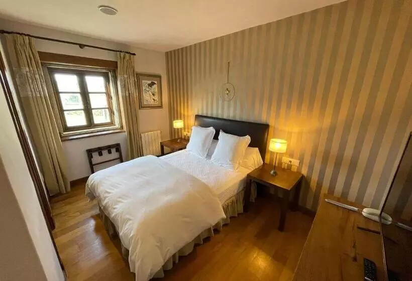 Сельский отель Rectoral De Cines