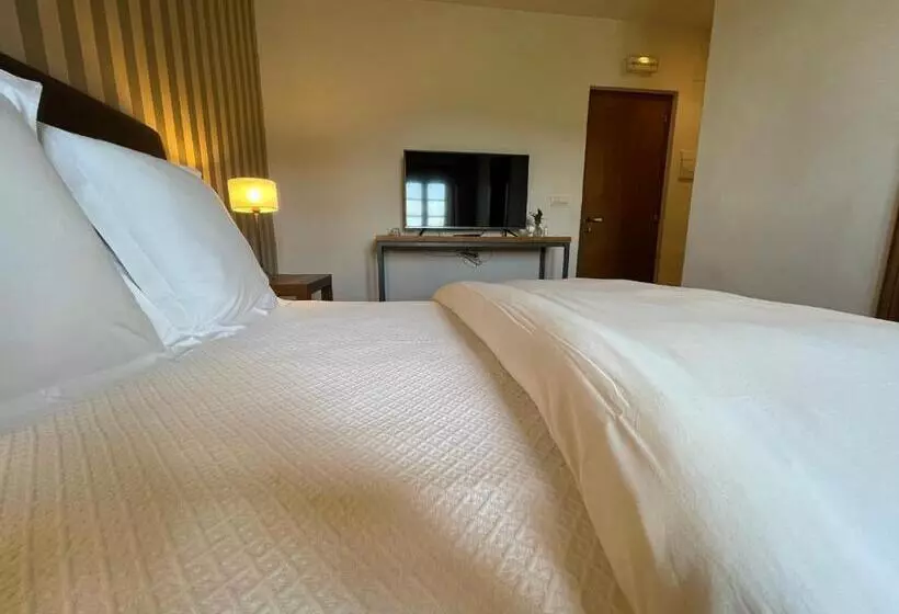 Сельский отель Rectoral De Cines