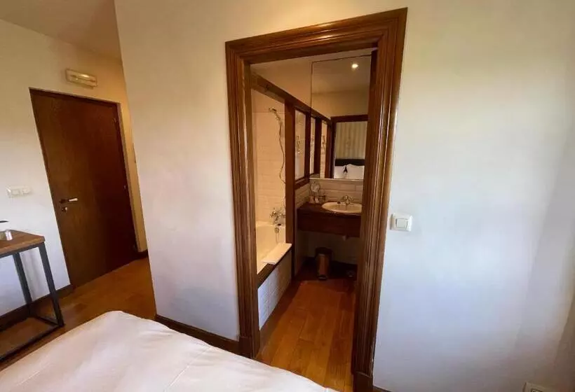 Сельский отель Rectoral De Cines