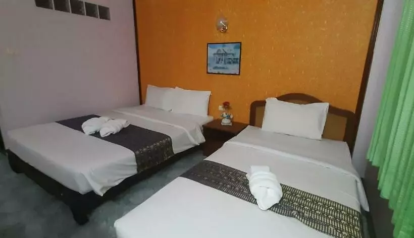 فندق Thepparat Lodge Krabi