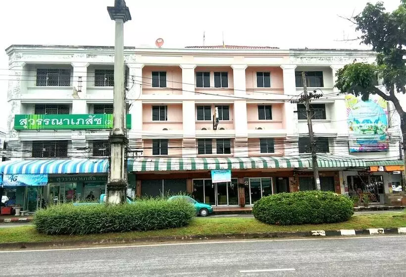 فندق Thepparat Lodge Krabi