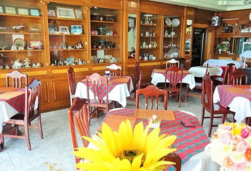 فندق Thepparat Lodge Krabi