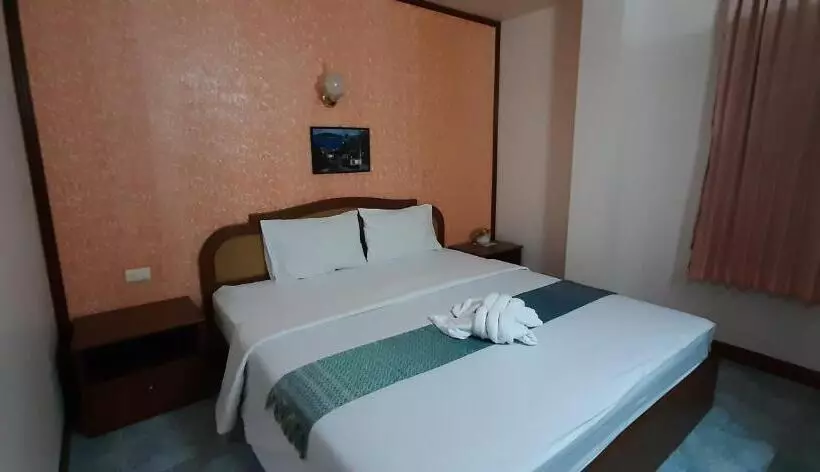 فندق Thepparat Lodge Krabi