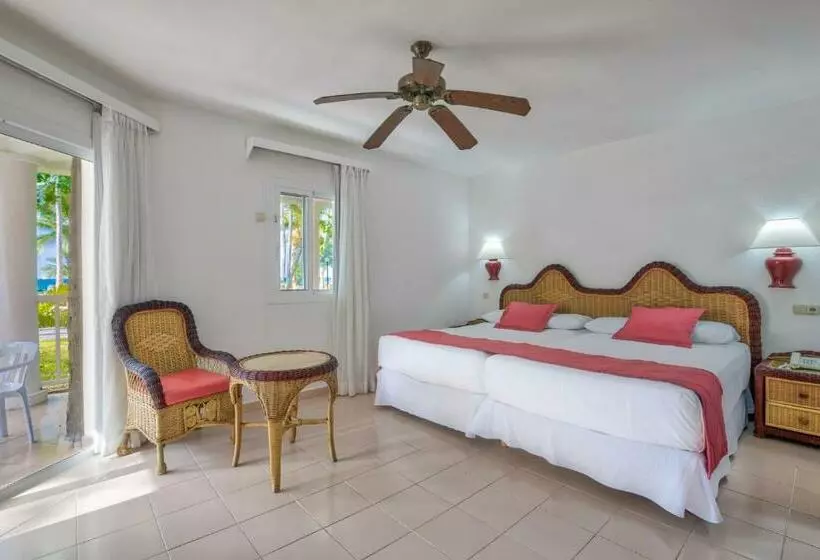 リゾートホテル Playabachata