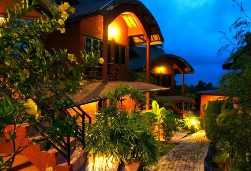 Wazzah Resort Bungalows