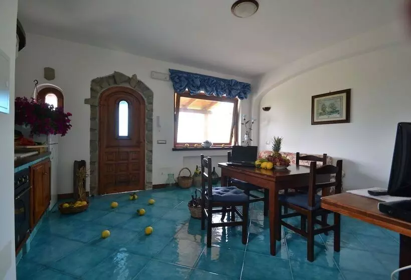 تختخواب و صبحانه Casa Amena